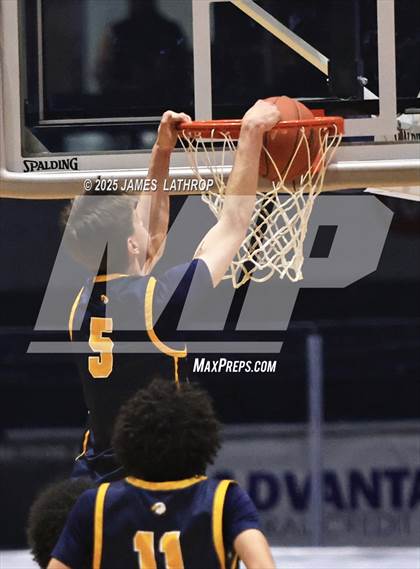 Thumbnail 2 in East vs. Wayne (NYSPHSAA SECTION V CLASS A FINAL) photogallery.