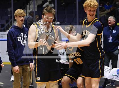 Thumbnail 1 in East vs. Wayne (NYSPHSAA SECTION V CLASS A FINAL) photogallery.