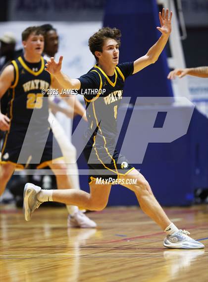 Thumbnail 2 in East vs. Wayne (NYSPHSAA SECTION V CLASS A FINAL) photogallery.