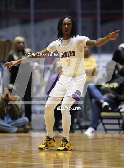 Thumbnail 3 in East vs. Wayne (NYSPHSAA SECTION V CLASS A FINAL) photogallery.