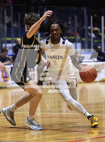 Thumbnail 1 in East vs. Wayne (NYSPHSAA SECTION V CLASS A FINAL) photogallery.
