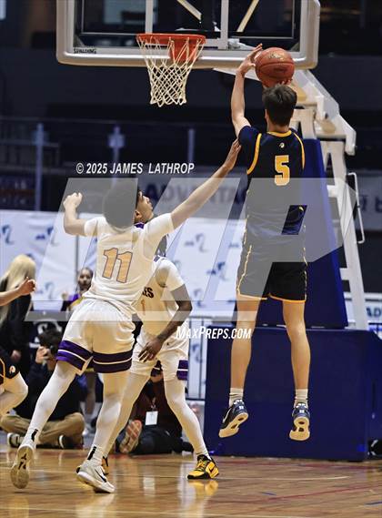 Thumbnail 3 in East vs. Wayne (NYSPHSAA SECTION V CLASS A FINAL) photogallery.