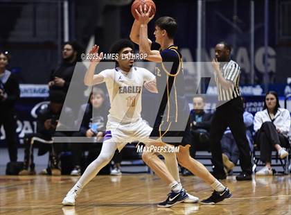 Thumbnail 2 in East vs. Wayne (NYSPHSAA SECTION V CLASS A FINAL) photogallery.