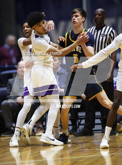 Thumbnail 2 in East vs. Wayne (NYSPHSAA SECTION V CLASS A FINAL) photogallery.