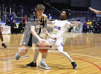 Thumbnail 1 in East vs. Wayne (NYSPHSAA SECTION V CLASS A FINAL) photogallery.