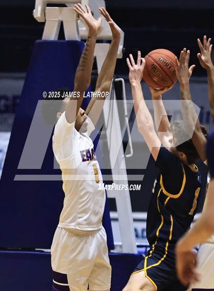 Thumbnail 1 in East vs. Wayne (NYSPHSAA SECTION V CLASS A FINAL) photogallery.