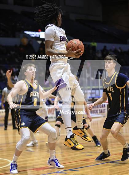 Thumbnail 3 in East vs. Wayne (NYSPHSAA SECTION V CLASS A FINAL) photogallery.