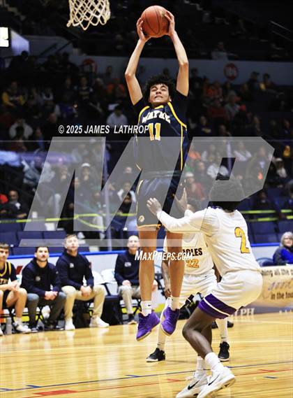 Thumbnail 3 in East vs. Wayne (NYSPHSAA SECTION V CLASS A FINAL) photogallery.