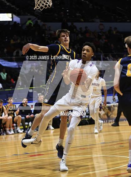 Thumbnail 3 in East vs. Wayne (NYSPHSAA SECTION V CLASS A FINAL) photogallery.