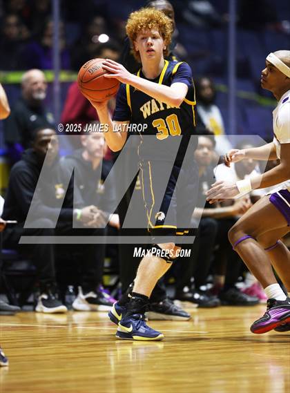 Thumbnail 1 in East vs. Wayne (NYSPHSAA SECTION V CLASS A FINAL) photogallery.
