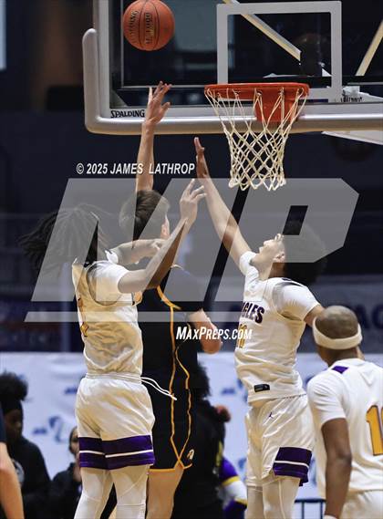 Thumbnail 1 in East vs. Wayne (NYSPHSAA SECTION V CLASS A FINAL) photogallery.