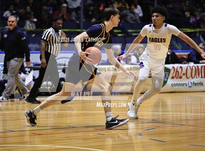 Thumbnail 2 in East vs. Wayne (NYSPHSAA SECTION V CLASS A FINAL) photogallery.