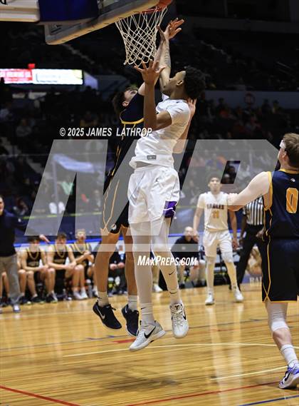 Thumbnail 1 in East vs. Wayne (NYSPHSAA SECTION V CLASS A FINAL) photogallery.