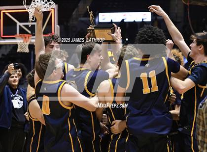 Thumbnail 3 in East vs. Wayne (NYSPHSAA SECTION V CLASS A FINAL) photogallery.