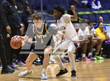 Thumbnail 2 in East vs. Wayne (NYSPHSAA SECTION V CLASS A FINAL) photogallery.