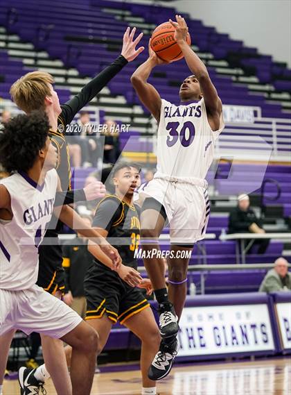 Thumbnail 1 in Avon @ Ben Davis photogallery.