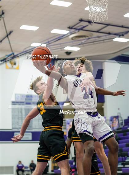 Thumbnail 2 in Avon @ Ben Davis photogallery.