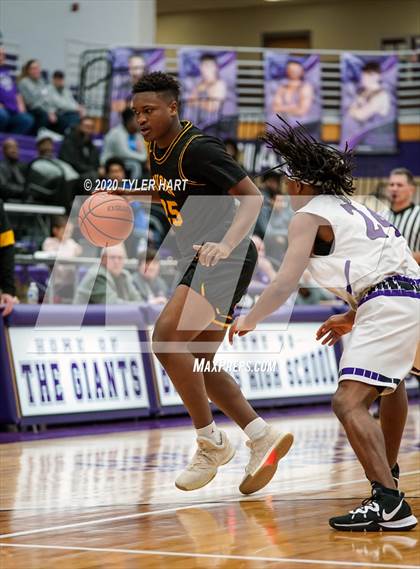 Thumbnail 1 in Avon @ Ben Davis photogallery.