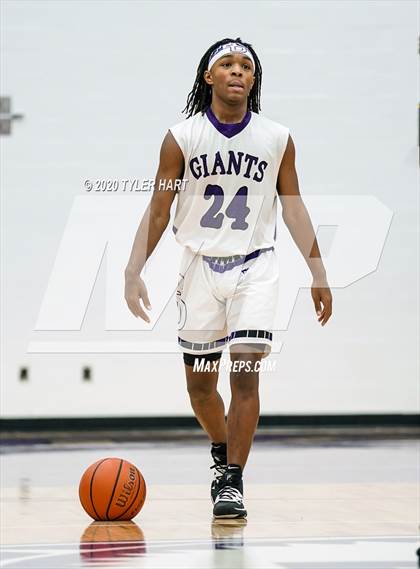 Thumbnail 3 in Avon @ Ben Davis photogallery.