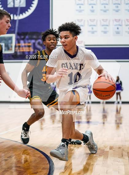 Thumbnail 1 in Avon @ Ben Davis photogallery.
