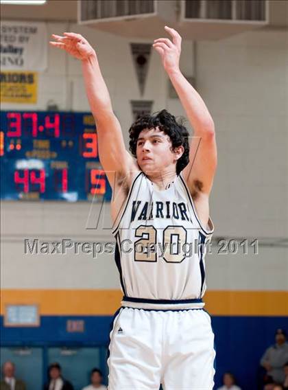 Thumbnail 2 in Moreau Catholic @ Del Norte (CIF NCS Playoffs) photogallery.