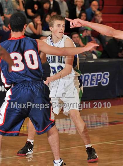 Thumbnail 1 in Sierra Canyon vs. Besant Hill  (CIF SS D5A Final) photogallery.