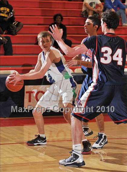 Thumbnail 2 in Sierra Canyon vs. Besant Hill  (CIF SS D5A Final) photogallery.