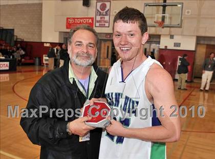 Thumbnail 2 in Sierra Canyon vs. Besant Hill  (CIF SS D5A Final) photogallery.