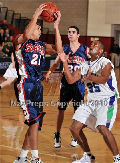 Thumbnail 2 in Sierra Canyon vs. Besant Hill  (CIF SS D5A Final) photogallery.