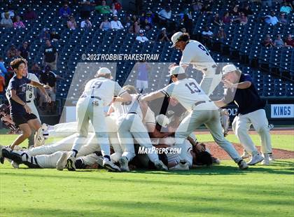 Thumbnail 1 in Flower Mound vs. Pearland (UIL 6A Baseball State Final) photogallery.