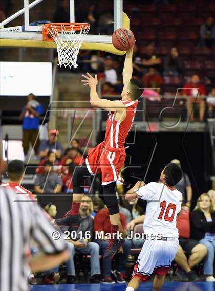 Thumbnail 1 in San Carlos vs. Bisbee (AIA D5 Final) photogallery.