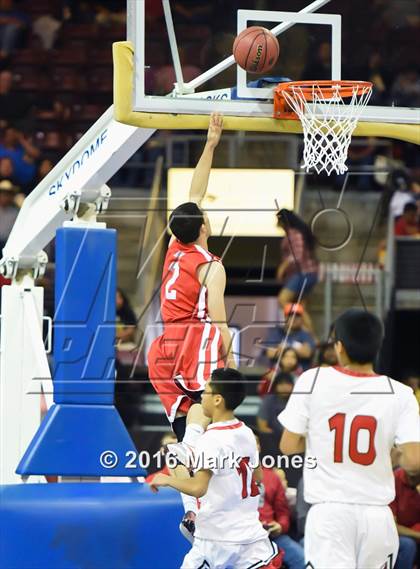 Thumbnail 2 in San Carlos vs. Bisbee (AIA D5 Final) photogallery.