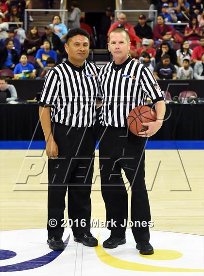 Thumbnail 3 in San Carlos vs. Bisbee (AIA D5 Final) photogallery.