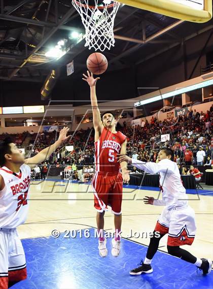 Thumbnail 3 in San Carlos vs. Bisbee (AIA D5 Final) photogallery.