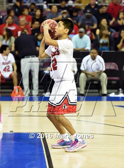 Thumbnail 2 in San Carlos vs. Bisbee (AIA D5 Final) photogallery.