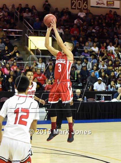 Thumbnail 1 in San Carlos vs. Bisbee (AIA D5 Final) photogallery.