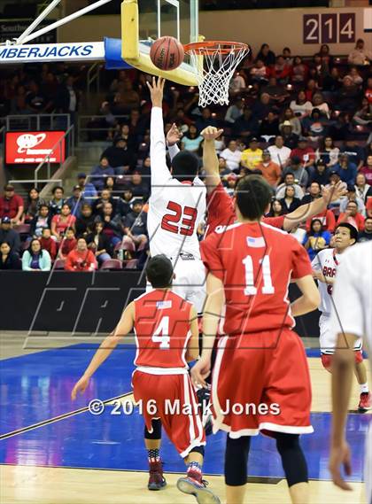 Thumbnail 2 in San Carlos vs. Bisbee (AIA D5 Final) photogallery.