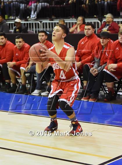 Thumbnail 2 in San Carlos vs. Bisbee (AIA D5 Final) photogallery.