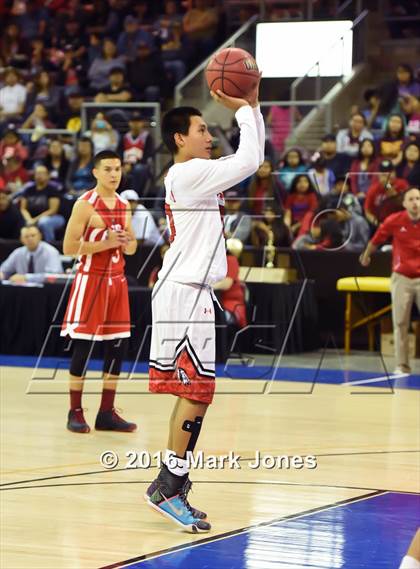 Thumbnail 3 in San Carlos vs. Bisbee (AIA D5 Final) photogallery.