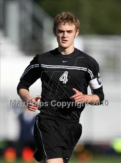 Thumbnail 2 in Dublin @ Bishop O'Dowd (CIF NCS D2 Final) photogallery.