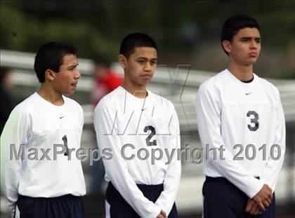 Thumbnail 2 in Dublin @ Bishop O'Dowd (CIF NCS D2 Final) photogallery.