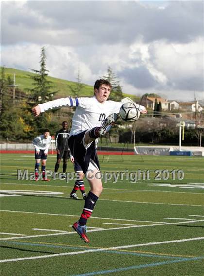 Thumbnail 3 in Dublin @ Bishop O'Dowd (CIF NCS D2 Final) photogallery.