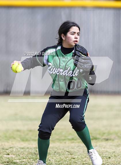 Thumbnail 2 in Riverdale vs. Liberty photogallery.