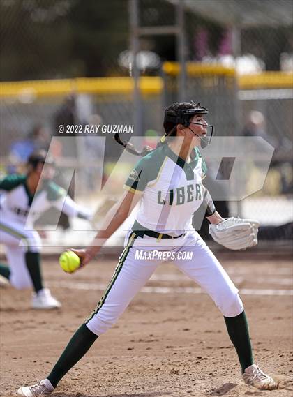 Thumbnail 2 in Riverdale vs. Liberty photogallery.