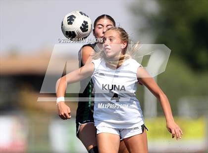 Thumbnail 1 in Kuna @ Eagle photogallery.