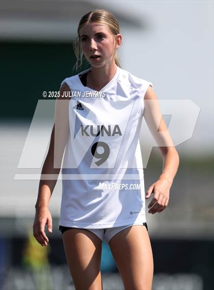 Thumbnail 3 in Kuna @ Eagle photogallery.