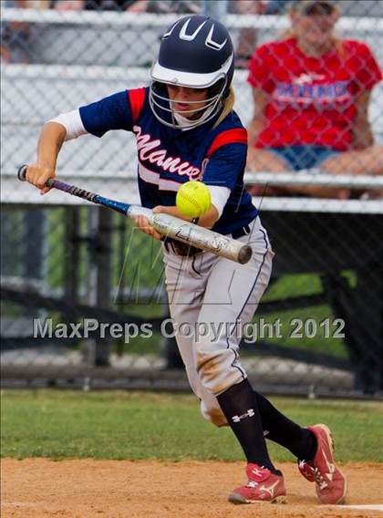 Thumbnail 3 in Clear Falls vs Manvel (UIL 4A Region 3 Quarterfinal Playoff) photogallery.
