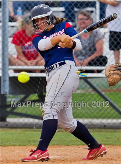 Thumbnail 3 in Clear Falls vs Manvel (UIL 4A Region 3 Quarterfinal Playoff) photogallery.