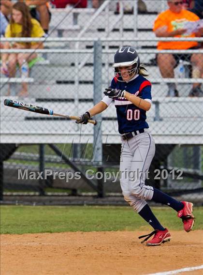 Thumbnail 3 in Clear Falls vs Manvel (UIL 4A Region 3 Quarterfinal Playoff) photogallery.