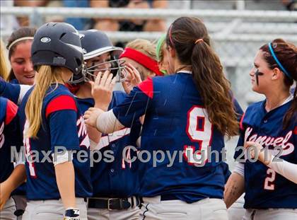 Thumbnail 2 in Clear Falls vs Manvel (UIL 4A Region 3 Quarterfinal Playoff) photogallery.